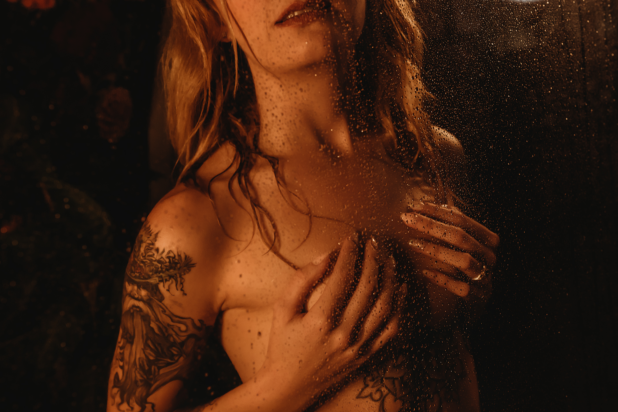 Sacramento boudoir photographer for bold women